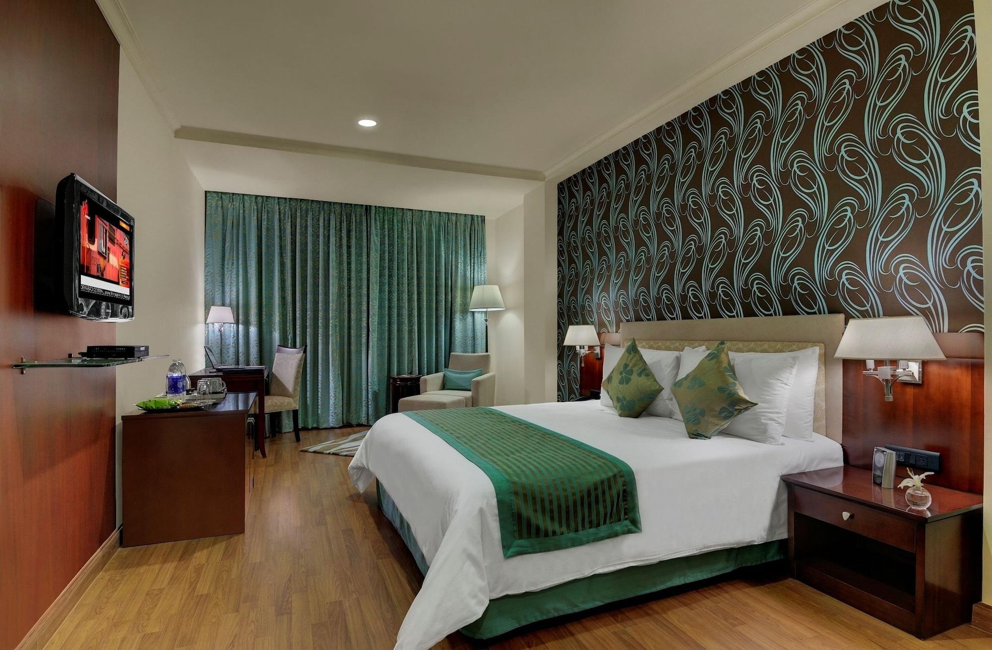Hotel Royalton Hyderabad Abids Extérieur photo