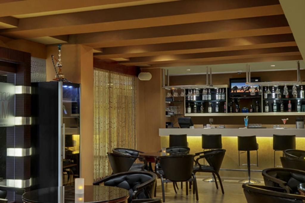 Hotel Royalton Hyderabad Abids Extérieur photo