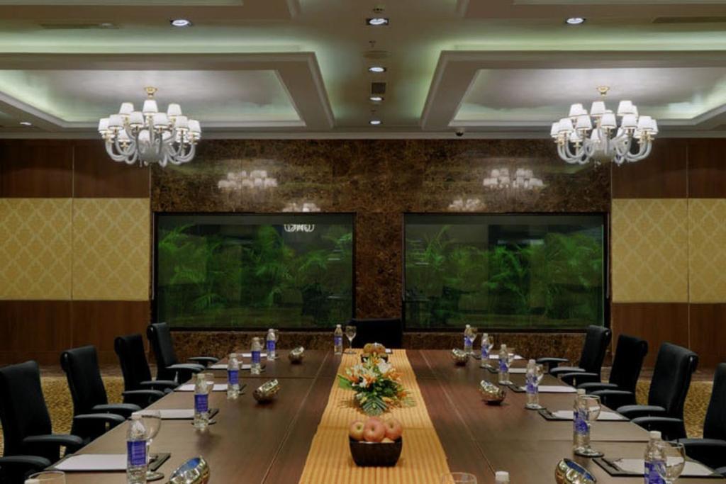 Hotel Royalton Hyderabad Abids Extérieur photo