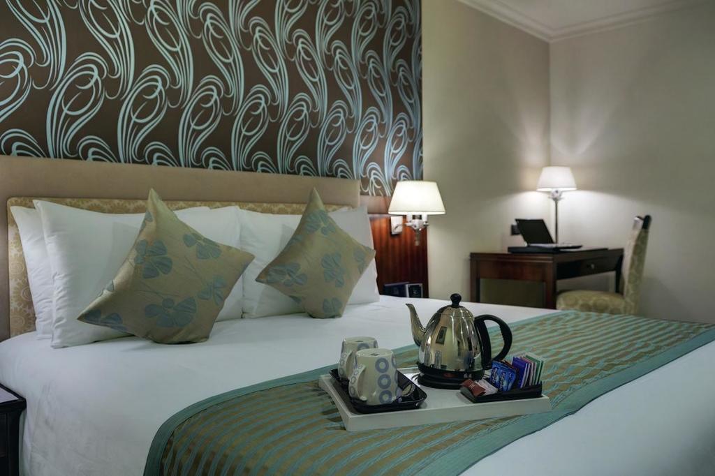 Hotel Royalton Hyderabad Abids Extérieur photo