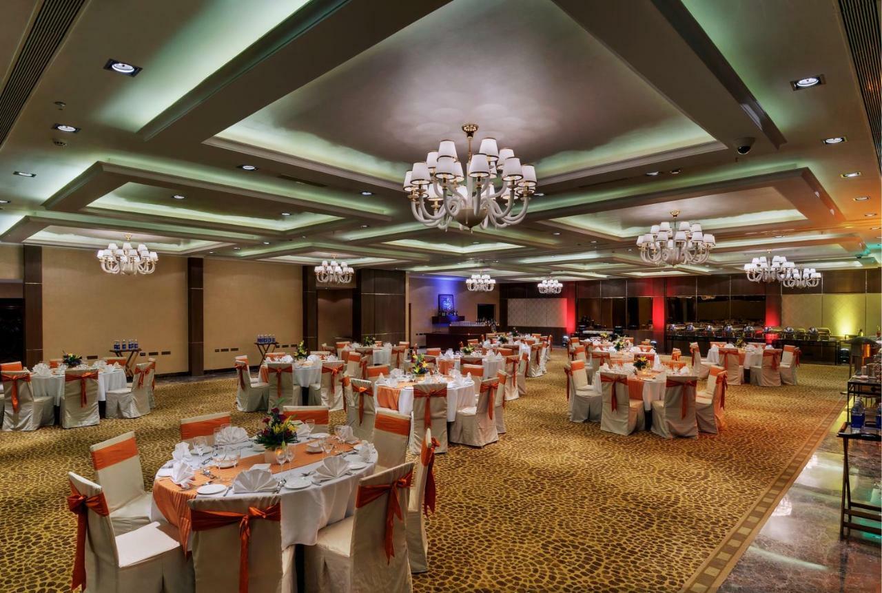 Hotel Royalton Hyderabad Abids Extérieur photo