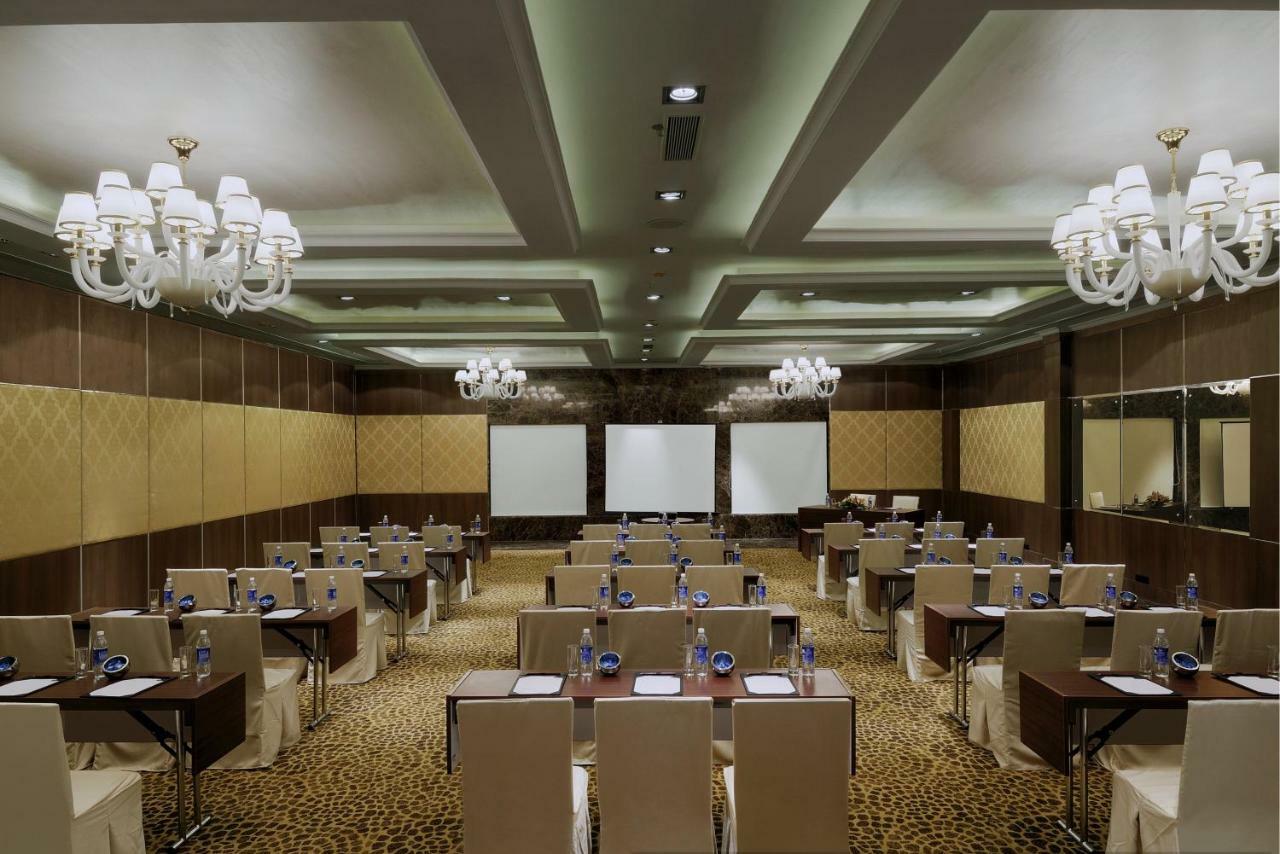 Hotel Royalton Hyderabad Abids Extérieur photo