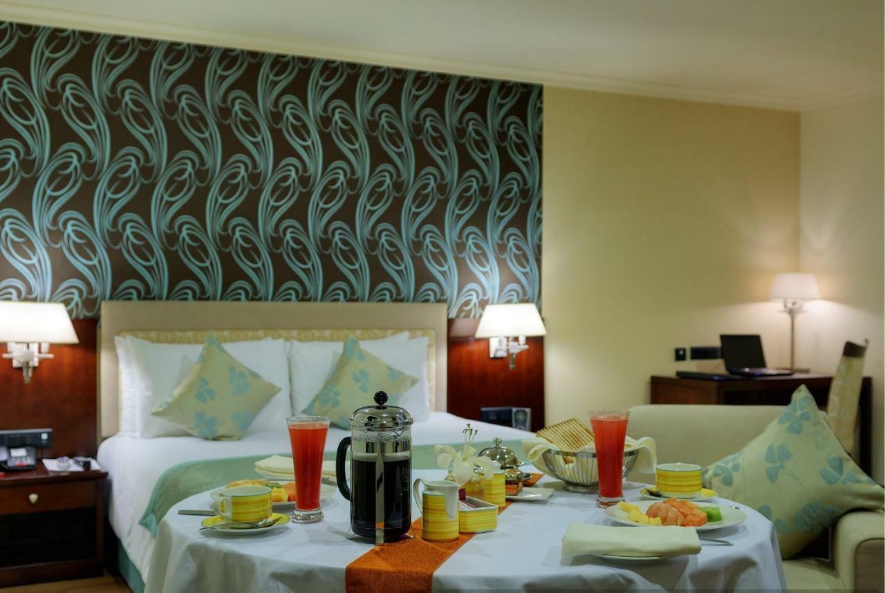 Hotel Royalton Hyderabad Abids Extérieur photo